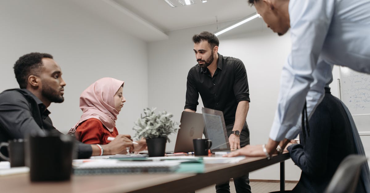 如何在SEO中运用人际关系网