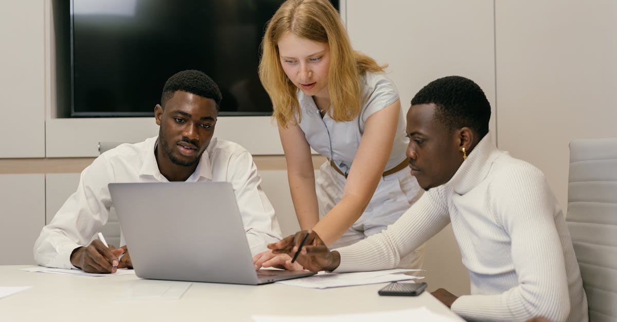 月神的迷宫：人人车app官方详情下载教程