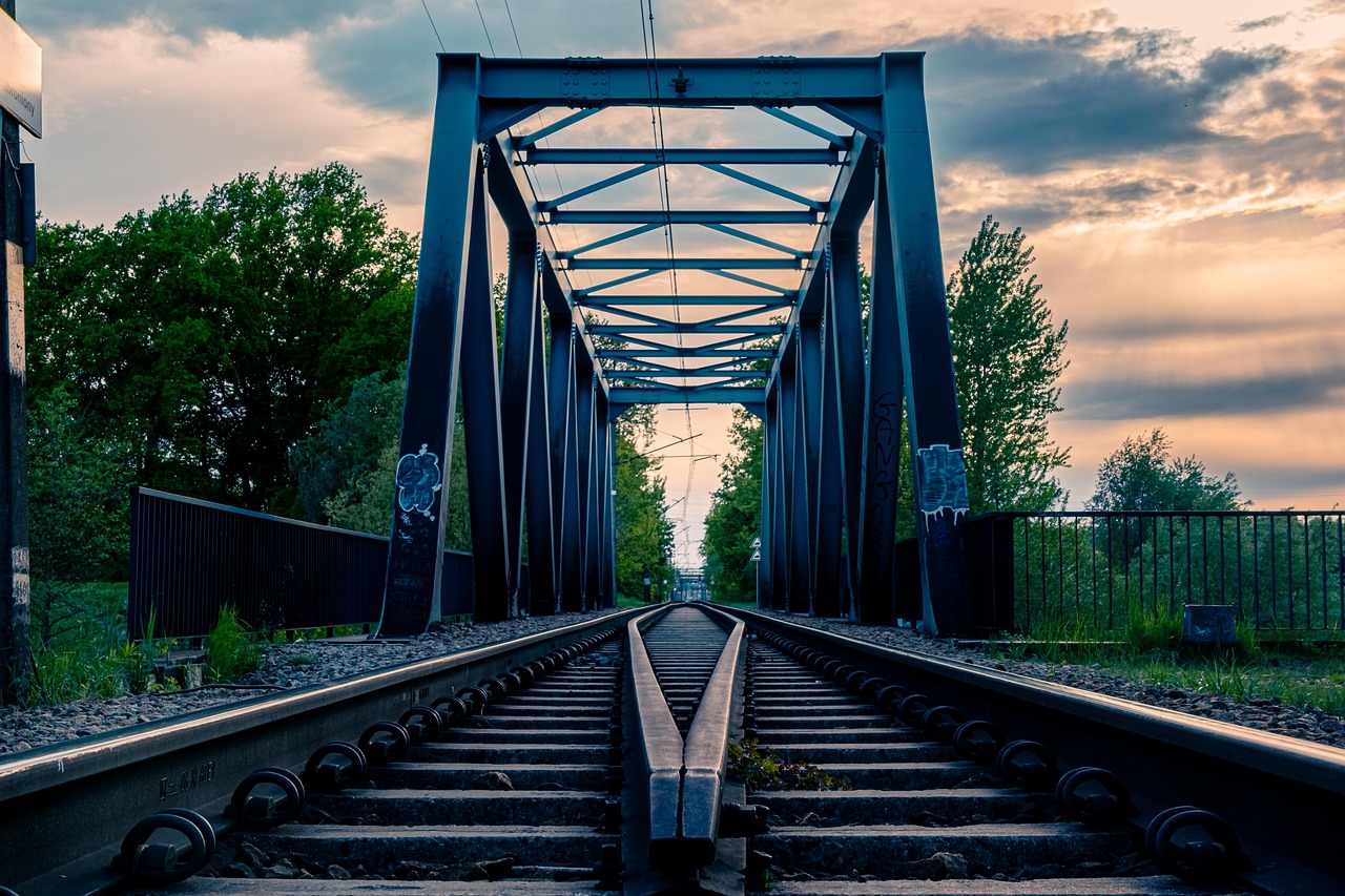 梦三国2：详情下载教程手机app软件并安装