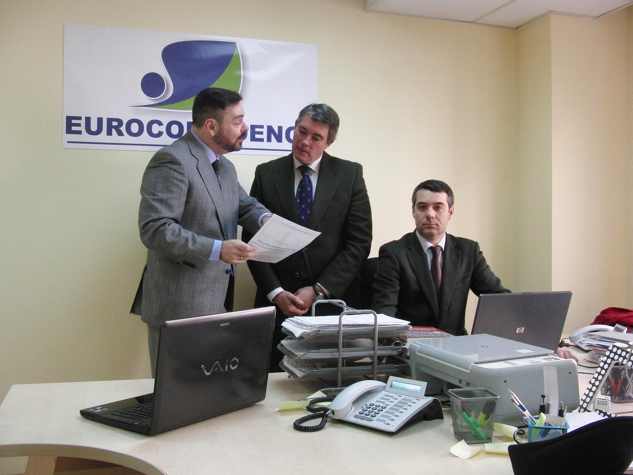 白号发卡网：昆明申请注册企业代理